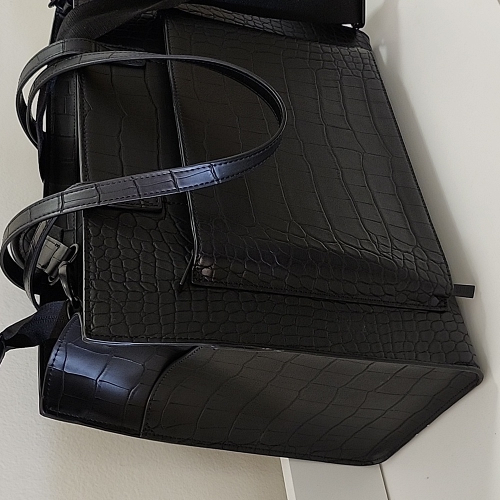 BÉIS 'The Large Work Tote' in Black Croc Large Laptop Bag - Picture 5 of 16